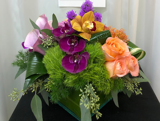 Florist «Ultima Florals», reviews and photos, 81-02 37th Ave, Jackson Heights, NY 11372, USA