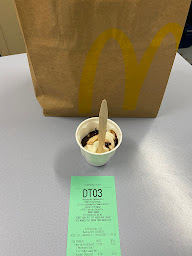 Photo n°98 de McDonald's à Nîmes ()