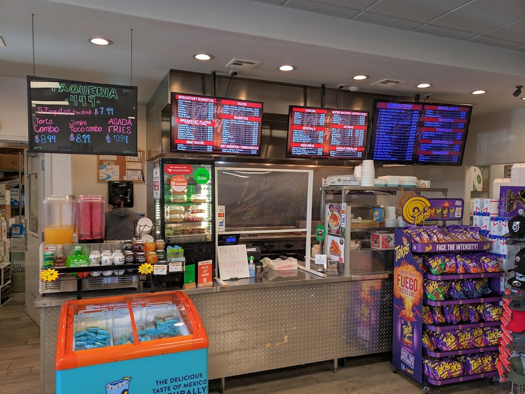 Taqueria 444 93612