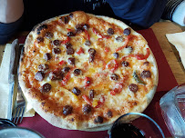 Pizza du Restaurant L'Outa à La Clusaz - n°6