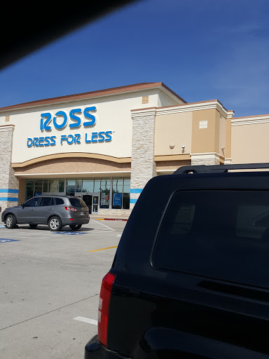 Clothing Store «Ross Dress for Less», reviews and photos, 2936 Interstate 45 N, Conroe, TX 77303, USA