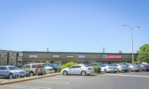 Grocery Store «Raj Grocery Store», reviews and photos, 1034 W Yosemite Ave, Manteca, CA 95337, USA