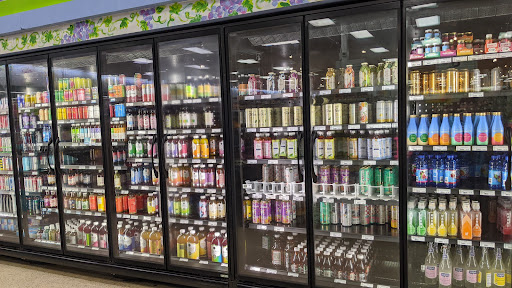 Grocery Store «Horrocks Market», reviews and photos, 4455 Breton Rd SE, Kentwood, MI 49508, USA