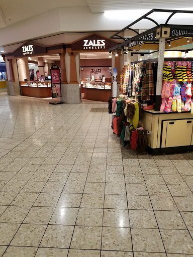 Zales - The Diamond Store, 4800 Golf Rd, Eau Claire, WI 54701, USA, 