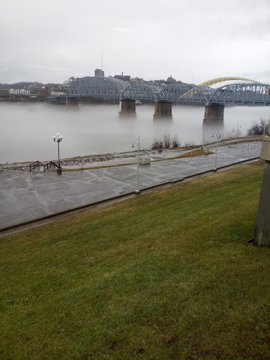 Ice Cream Shop «Cold Stone Creamery», reviews and photos, 1 Levee Way #2104, Newport, KY 41071, USA