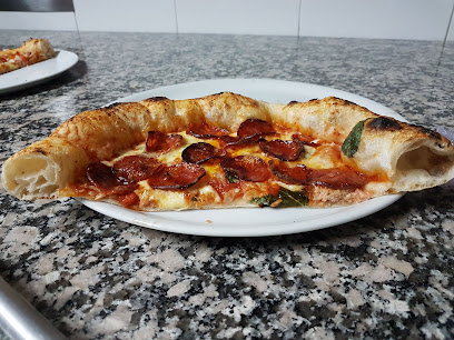 Pizzeria di Mauro - C. Cesáreo Marco Yagüe, 24, 46300 Utiel, Valencia, Spain