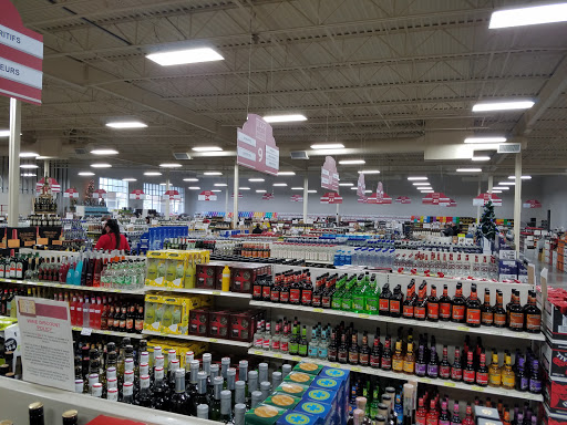 Liquor Store «Lukas Liquor Superstore», reviews and photos, 13657 Washington St, Kansas City, MO 64145, USA