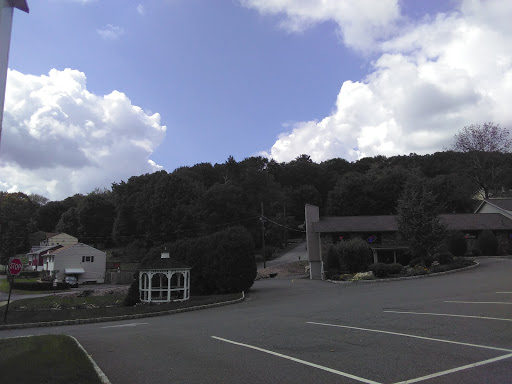 Liquor Store «Liquor Factory (Hopatcong)», reviews and photos, 128 Lakeside Blvd, Hopatcong, NJ 07843, USA