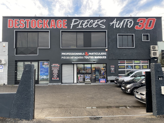 DESTOCKAGE AUTO PIÈCES 30
