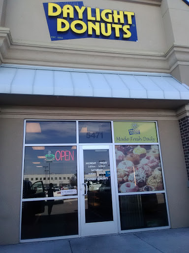 Daylight Donuts, 5471 State St, Murray, UT 84107, USA, 