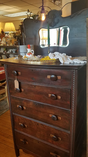 Antique Store «Antiques & Rusty Relics», reviews and photos, 3570 Fancher Rd, Holley, NY 14470, USA