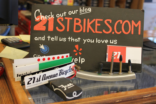Bicycle Store «21st Avenue Bicycles», reviews and photos, 918 NW 21st Ave, Portland, OR 97209, USA