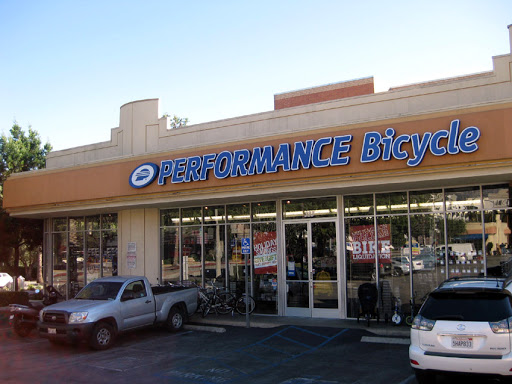 Bicycle Store «Performance Bicycle», reviews and photos, 323 S Arroyo Pkwy, Pasadena, CA 91105, USA