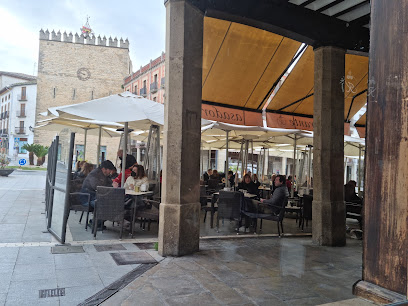 K,Novas Café - P.º Portales Tundidores, 16, 23440 Baeza, Jaén, Spain