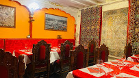 Atmosphère du Restaurant indien Saveurs du Kashmir à Maule - n°6