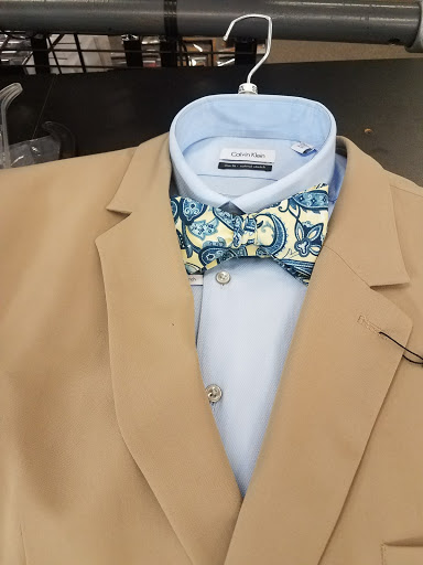 Clothing Store «K&G Fashion Superstore», reviews and photos, 22688 Michigan Ave, Dearborn, MI 48124, USA