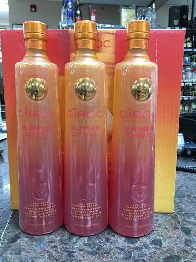 Liquor Store «Sherwood Liquor Store», reviews and photos, 1998 Spruce St, Trenton, NJ 08638, USA