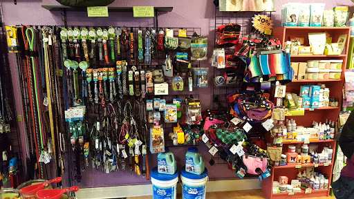 Pet Supply Store «Bad Dog Frida», reviews and photos, 2094 Atwood Ave, Madison, WI 53704, USA