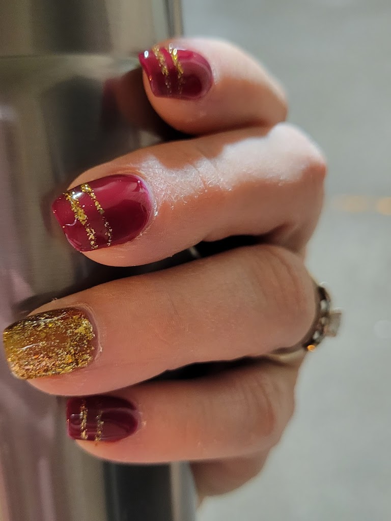 Top Nails 18428