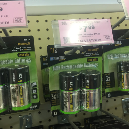 Hardware Store «Harbor Freight Tools», reviews and photos, 7523 Boulevard 26, North Richland Hills, TX 76180, USA