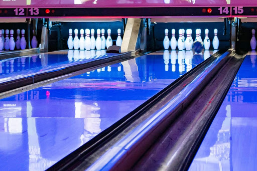 Bowling Alley «Bowlero Naperville», reviews and photos, 1515 Aurora Ave, Naperville, IL 60540, USA