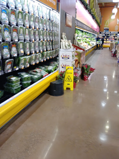 Shopping Mall «Fresh Pond Mall», reviews and photos, 545 Concord Ave #21, Cambridge, MA 02138, USA