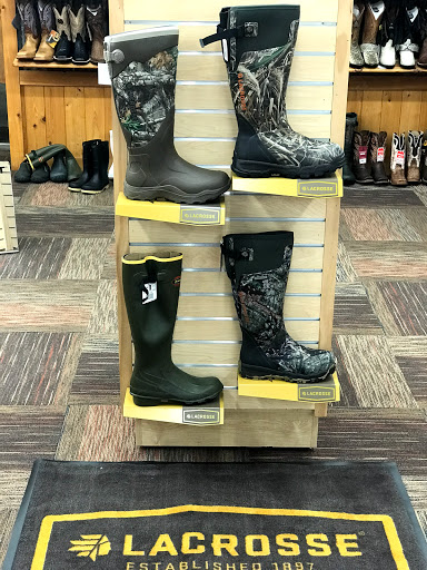 Western Apparel Store «Sacs Western Store», reviews and photos, 125 S Burnside Ave, Gonzales, LA 70737, USA