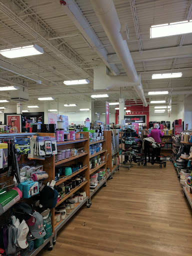 Department Store «T.J. Maxx», reviews and photos, 744 S Meadow St #300, Ithaca, NY 14850, USA