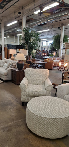 Furniture Store «The Old Cannery Furniture Warehouse», reviews and photos, 13608 Valley Ave E, Sumner, WA 98390, USA