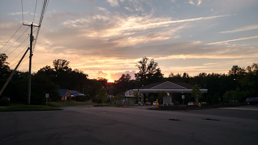 Shopping Mall «Shelton Square Shopping Center», reviews and photos, 897 Bridgeport Ave, Shelton, CT 06484, USA