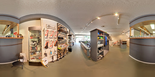 Bicycle Store «Breakaway Bikes», reviews and photos, 4235 Montgomery Dr, Santa Rosa, CA 95405, USA