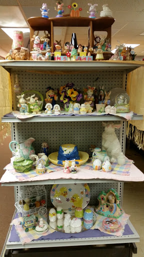 Thrift Store «H2O Help & Hope To Others», reviews and photos, 451 SE Maple St, Dallas, OR 97338, USA