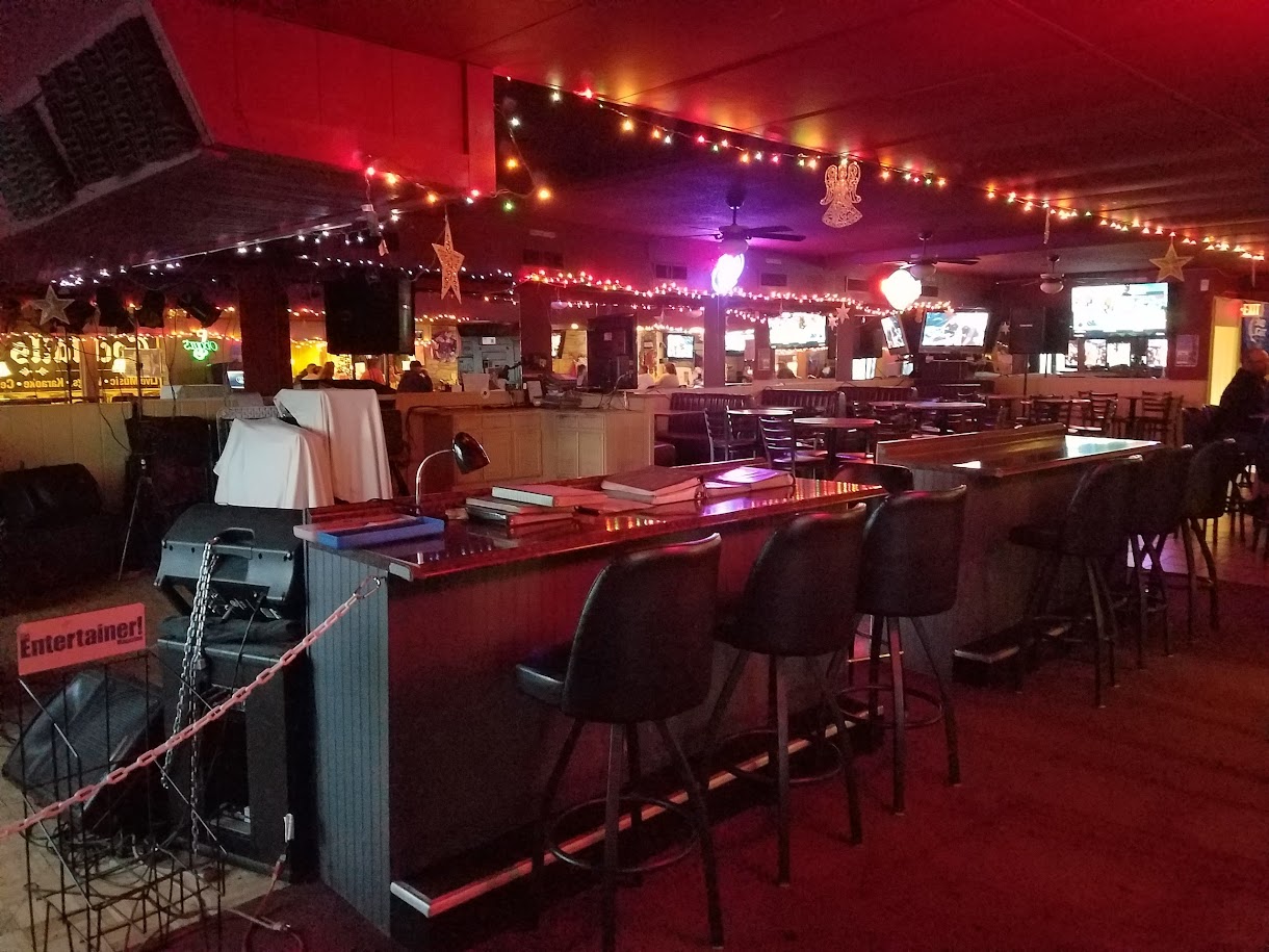 Bullock's Cocktail Lounge