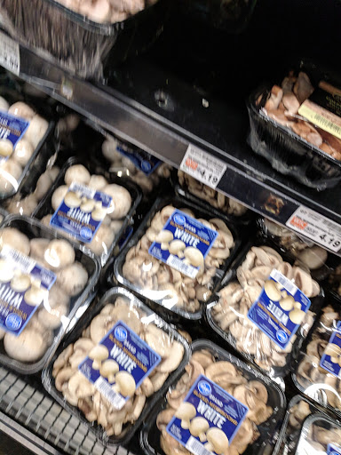 Grocery Store «Kroger», reviews and photos, 2058 25 Mile Rd, Shelby Charter Township, MI 48316, USA