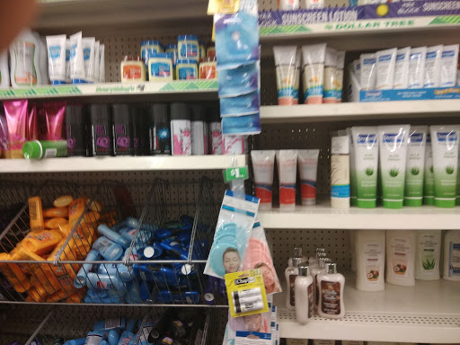 Dollar Store «Dollar Tree», reviews and photos, 13932 Manchester Rd, Ballwin, MO 63011, USA