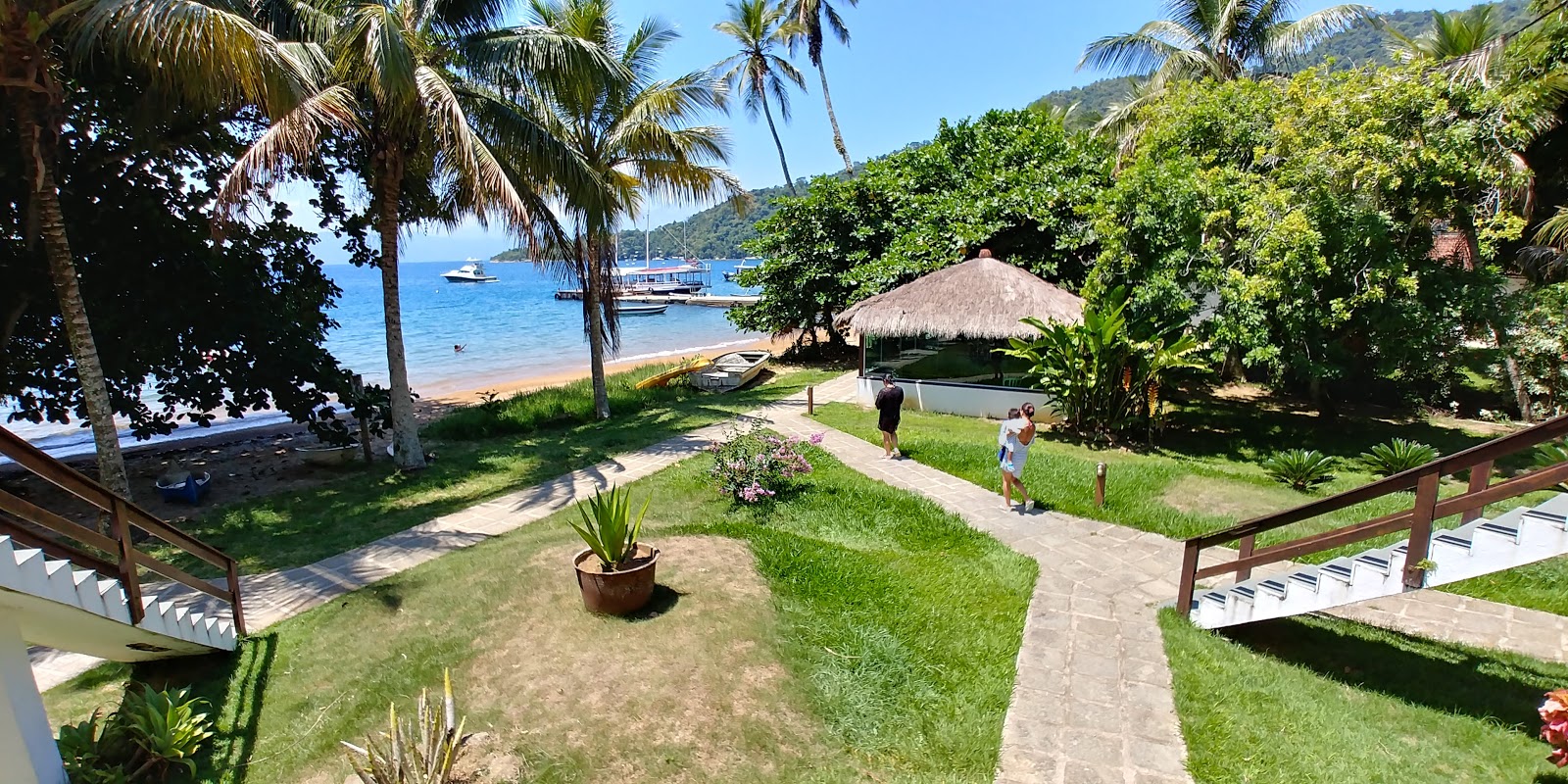 Photo of Camorim Pequeno with spacious shore