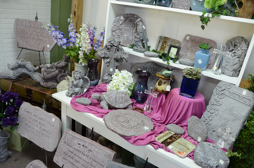 Florist «Newports Flowers», reviews and photos, 2125 Wilson Ave SW, Cedar Rapids, IA 52404, USA