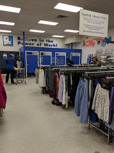 Thrift Store «Goodwill Industries Store & Donation Center», reviews and photos, 258 Livingston St, Brooklyn, NY 11201, USA