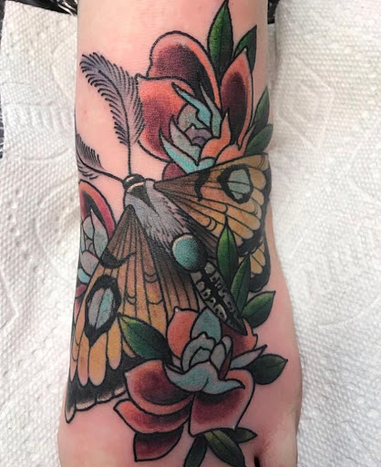 Explore eagle and flag tattoo ideas, creative tattoo ideas in Avon, available at Avanti Tattoo