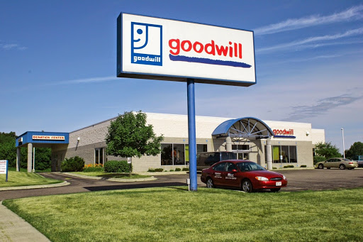 Goodwill Portage, 2902 American Legion Dr, Portage, WI 53901, Thrift Store