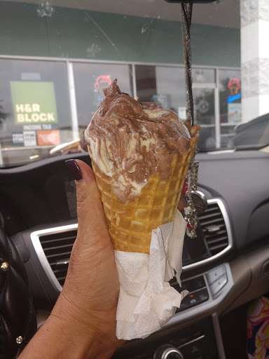 Ice Cream Shop «Marble Slab Creamery», reviews and photos, 3133 S Alameda St #550, Corpus Christi, TX 78404, USA