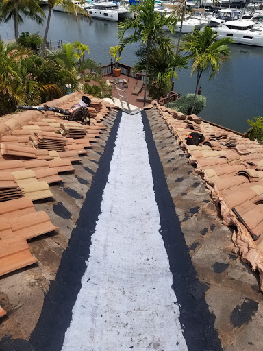 Roofing Contractor «Florida Quality Roofing», reviews and photos, 4317 NW 167th St, Miami Gardens, FL 33055, USA