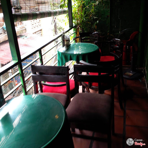 Lều Coffee & Bar