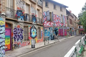 Les graffitis de la rue Gramat image