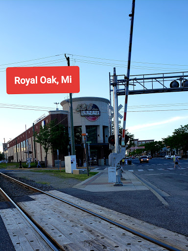 Piano Bar «526 Main Dueling Piano Bar», reviews and photos, 526 S Main St, Royal Oak, MI 48067, USA