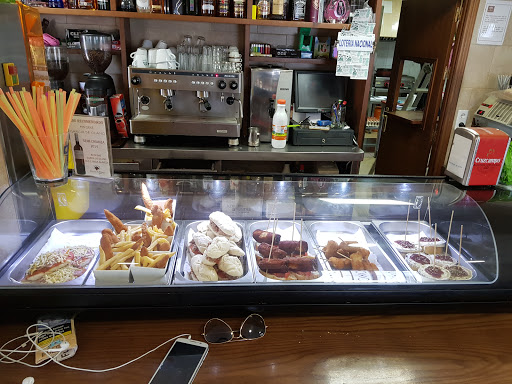 Información y opiniones sobre BAR MIGUEL de Viñuela