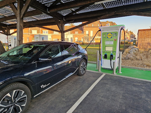 Borne de recharge de véhicules électriques Lidl Station de recharge Tourcoing