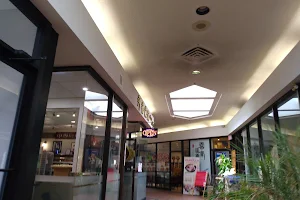 Milliken Square Shopping Centre image
