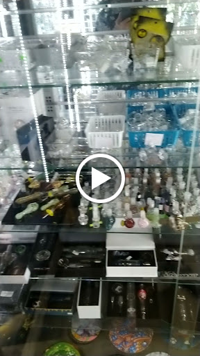 Tobacco Shop «Lambeau Tobacco», reviews and photos, 6430 Green Bay Rd #102, Kenosha, WI 53142, USA
