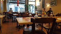 Atmosphère du Restaurant vietnamien Namdo Bobun Pho du Vietnam à Lyon - n°6